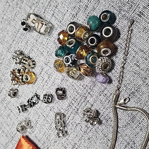 Zable mix charms with braclet AND necklace - Picture 4 of 6